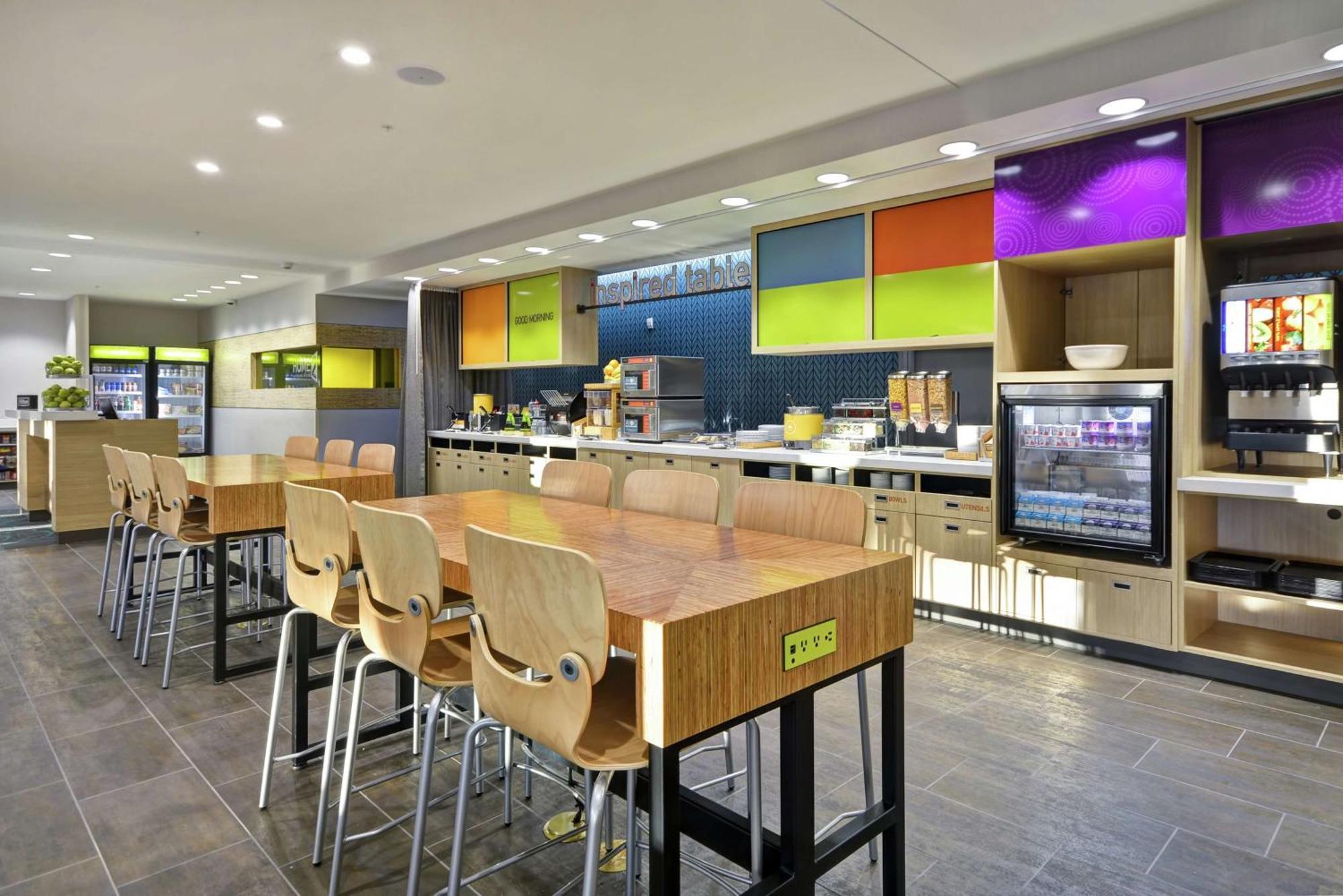 Home2 Suites By Hilton Queensbury Lake George Экстерьер фото